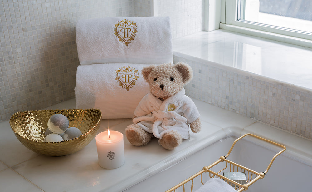 Plaza Hotel Signature Candle | Luxury Scented Candle