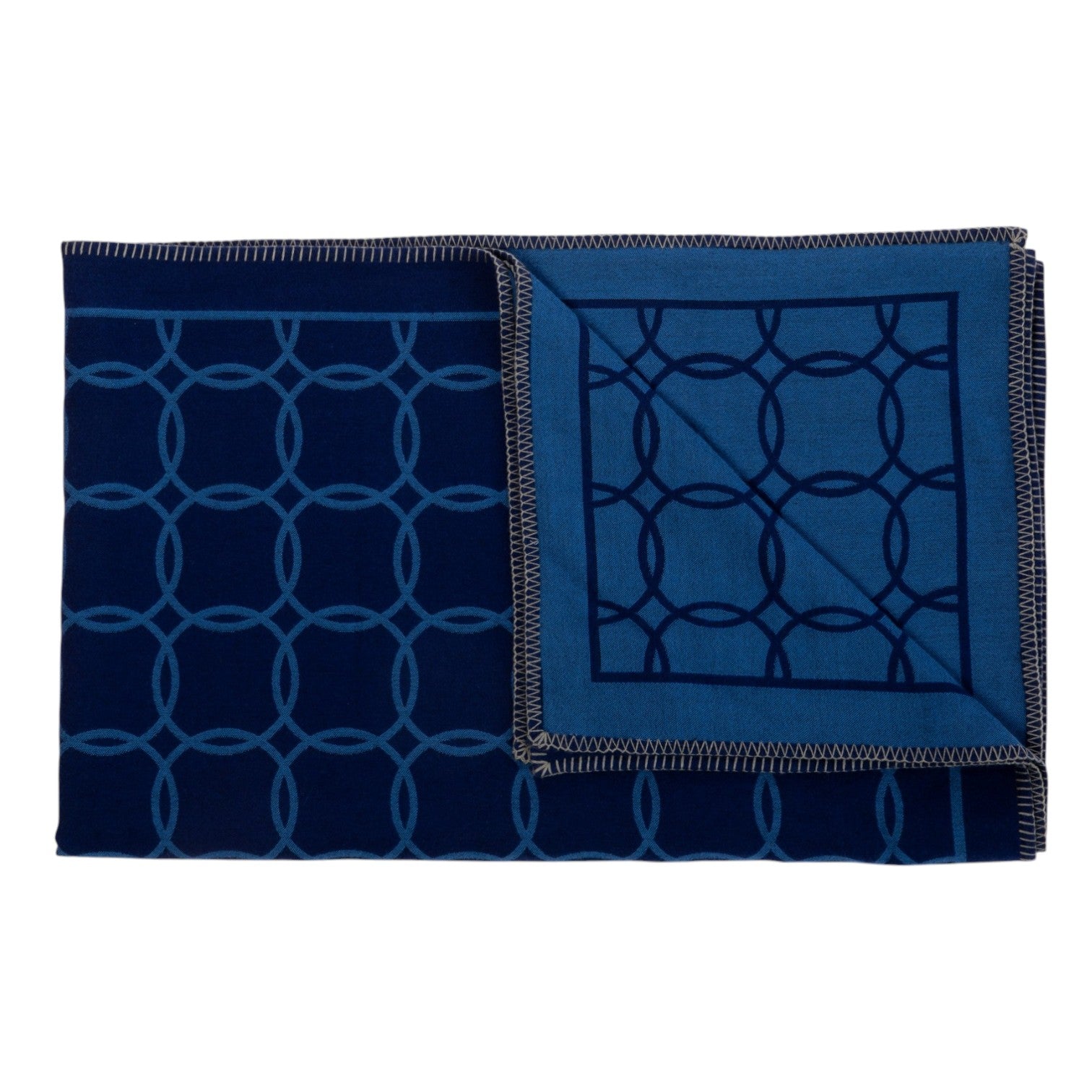Plaza Reversible Links Throw