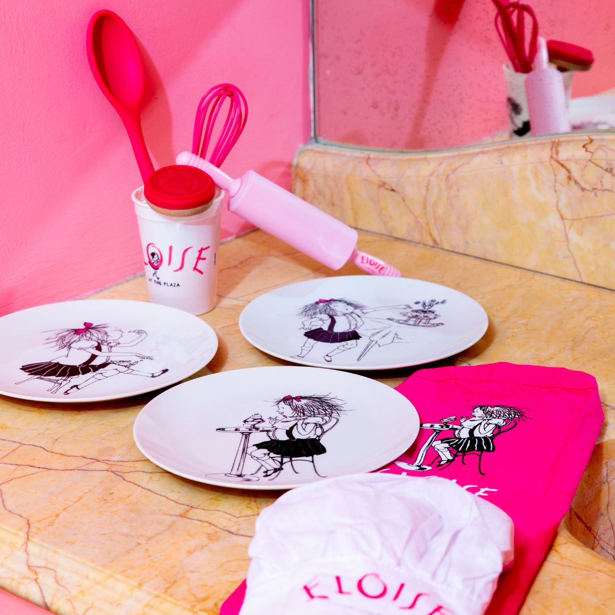 Eloise 4 Plate Set